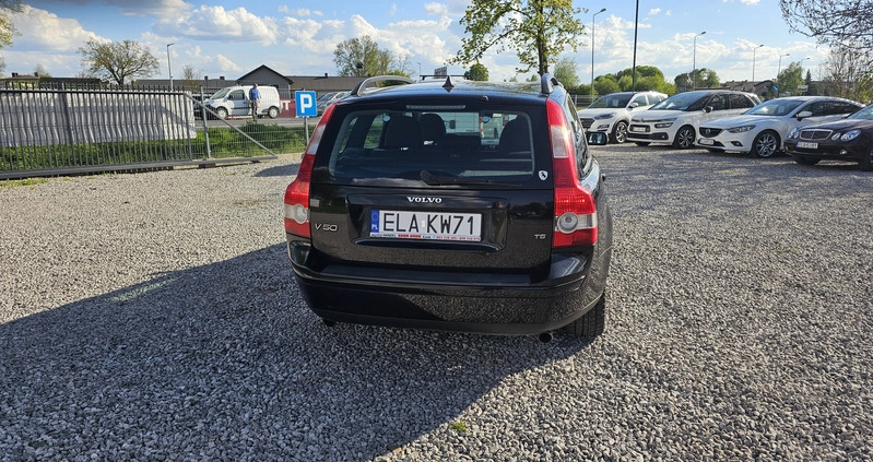 Volvo V50 cena 21950 przebieg: 194000, rok produkcji 2005 z Opatów małe 154